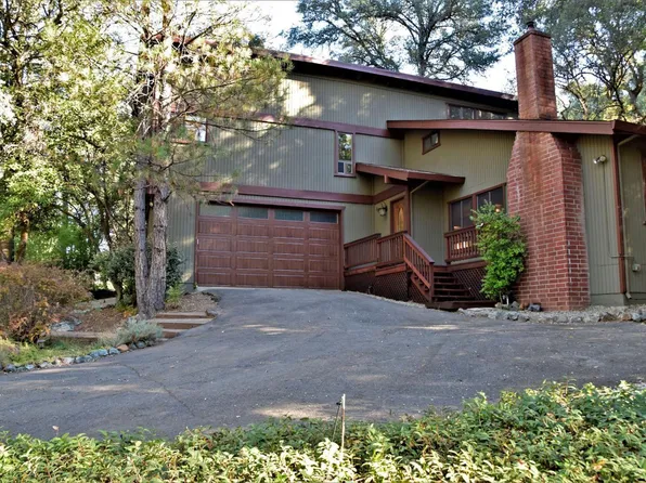 19215 Chaparral Dr, Penn Valley, CA 95946