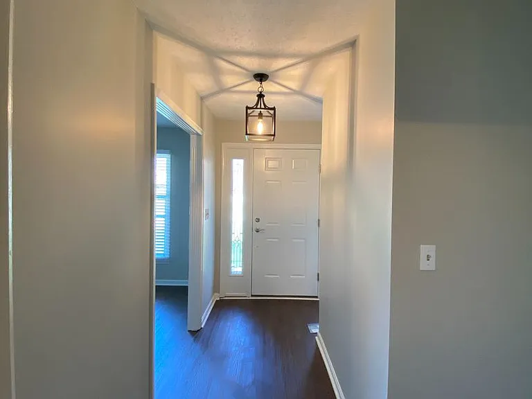 6802 Penwern Ct — Photo 4