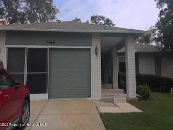 7049 Rolling Green Dr, Spring Hill, FL 34606