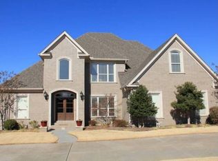 102 Quapaw Trl, Maumelle, AR 72113