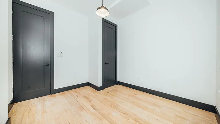 Rented by Nooklyn NYC LLC | media 58