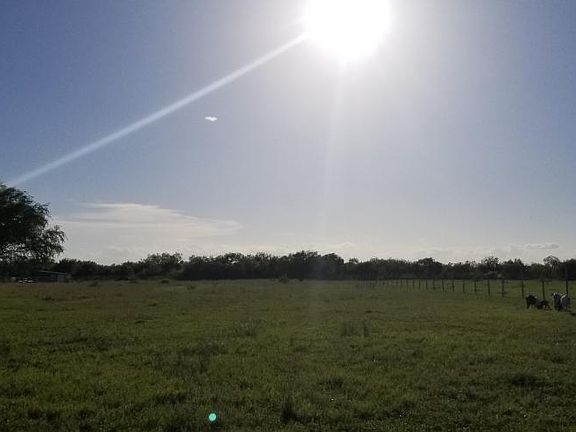 3rd image of 1 Mile W