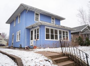 2014 State St, La Crosse, WI 54601