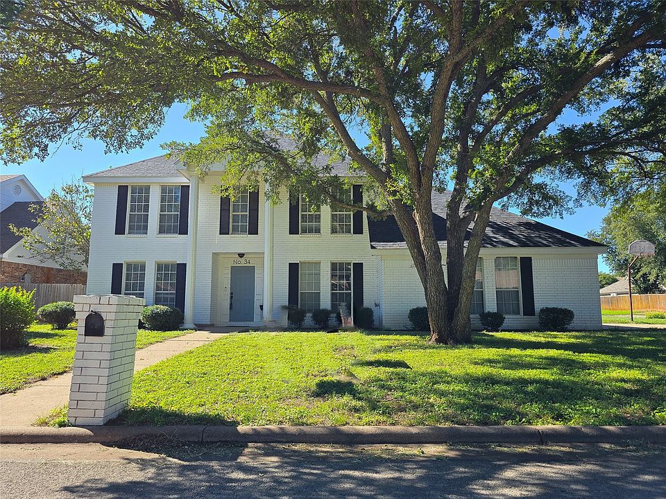 1st image of 34 Pebble Beach St
