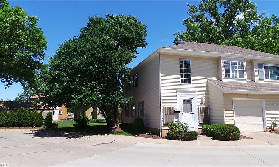 1st image of 1681 Walnut Ln #1