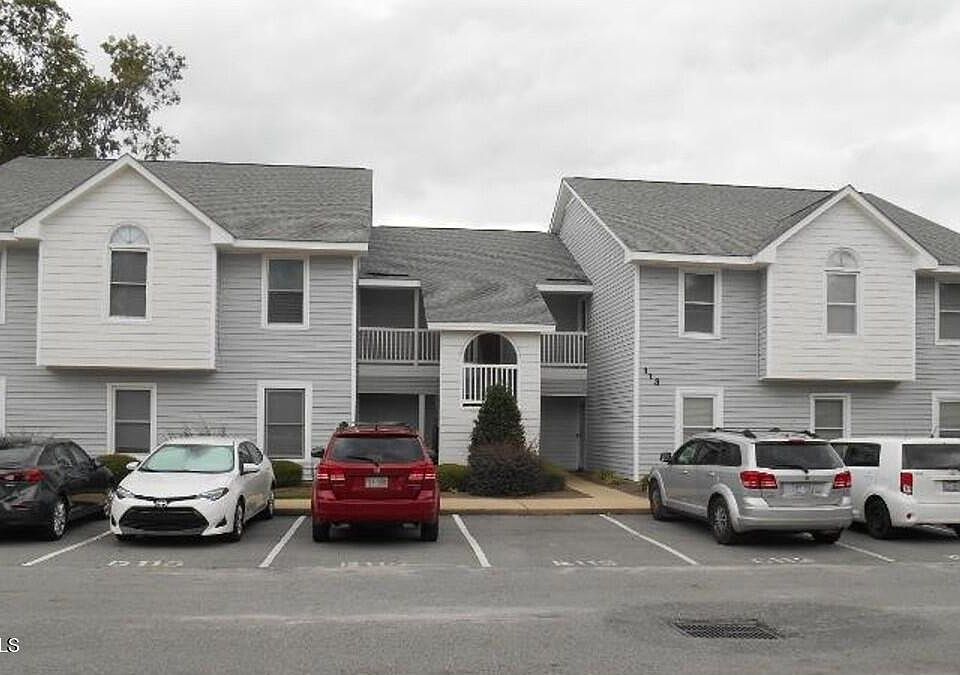 1st image of 113 W Victoria Court #B