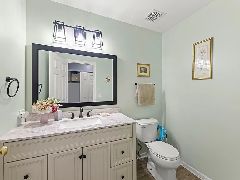 1274 Amaranth Dr — Photo 14