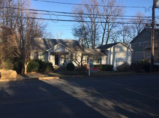 422 Great Falls St, Falls Church, VA 22046