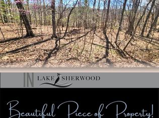 1649 King Arthur Dr, Lake Sherwood, MO 63357