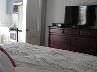 2460 San Carlos Ave, San Carlos, CA 94070