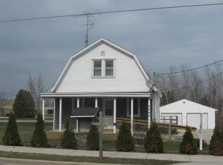 3217 Riverview Dr, Two Rivers, WI 54241