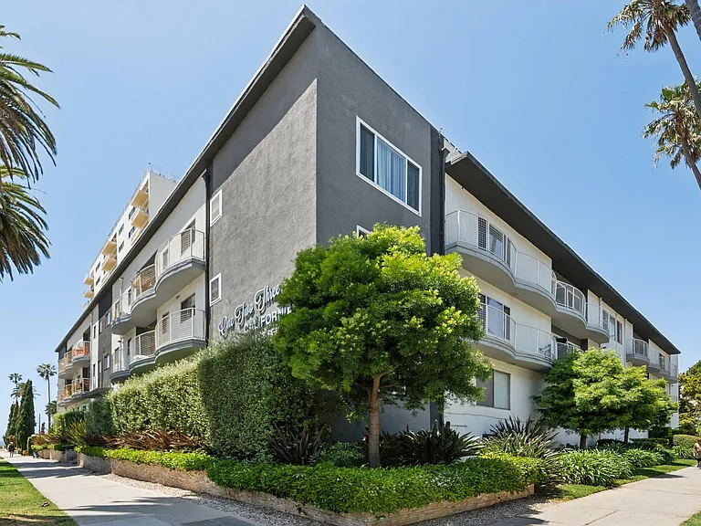 123 California Ave — Photo 8