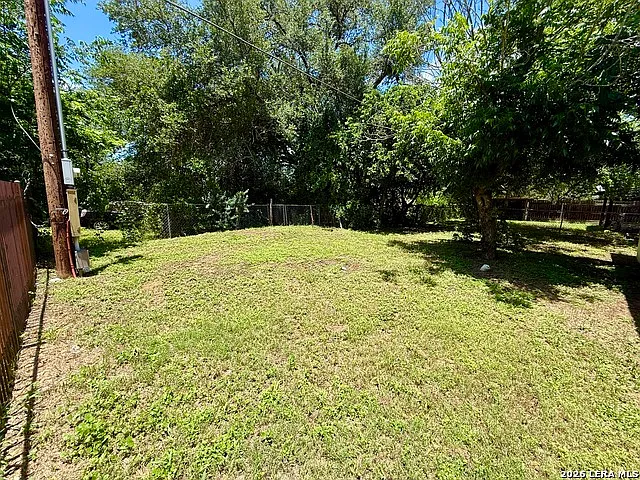 319 E Zipp Rd — Photo 18