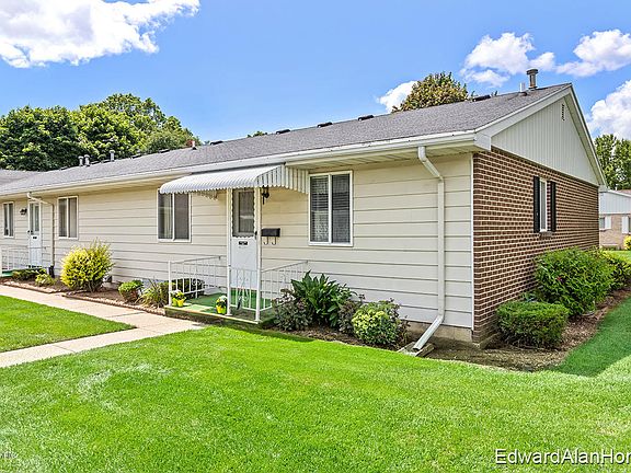 2nd image of 5685 Leisure South Dr SE