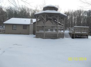 649 Dearth Rd, Kingston, OH 45644