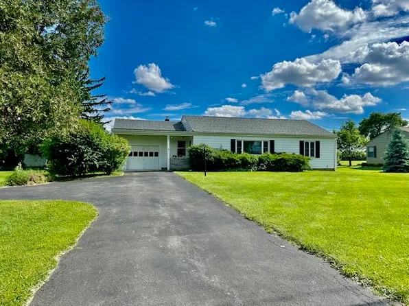 1960 W Genesee Street Rd, Auburn, NY 13021