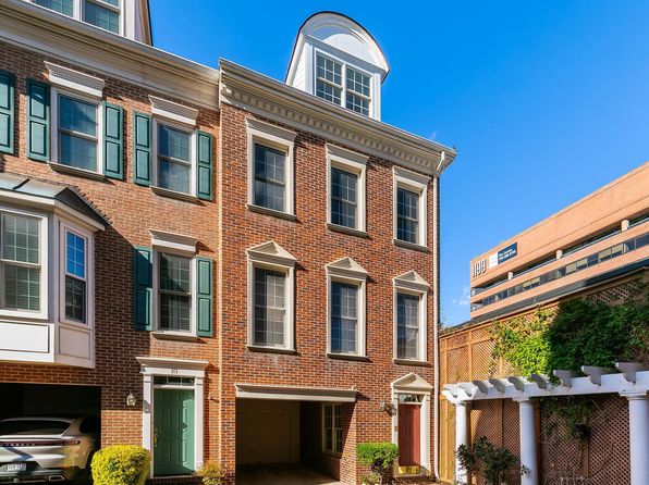 311 Hearthstone Mews, Alexandria, VA 22314