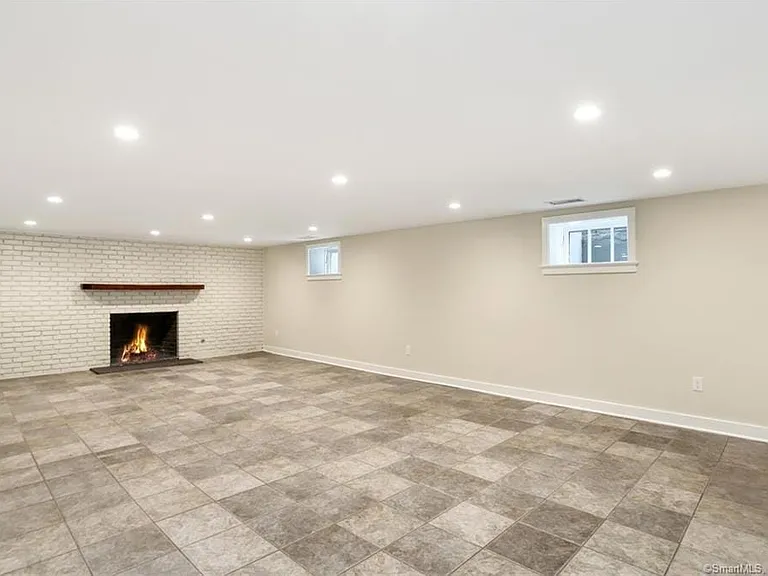 588 Weed St — Photo 30