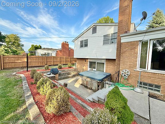 5th image of 4580 Parkside Blvd