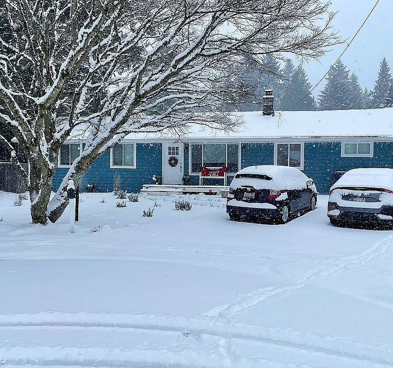 1st image of 10443 NE 142nd Pl