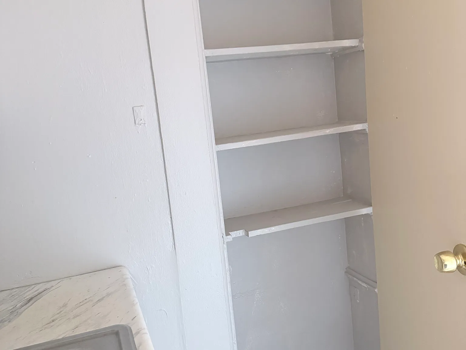 $1595 - 1 bed 1 bath apartment in Newark — Photo 4