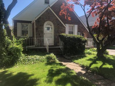 8273 164th St, Jamaica, NY, 11432