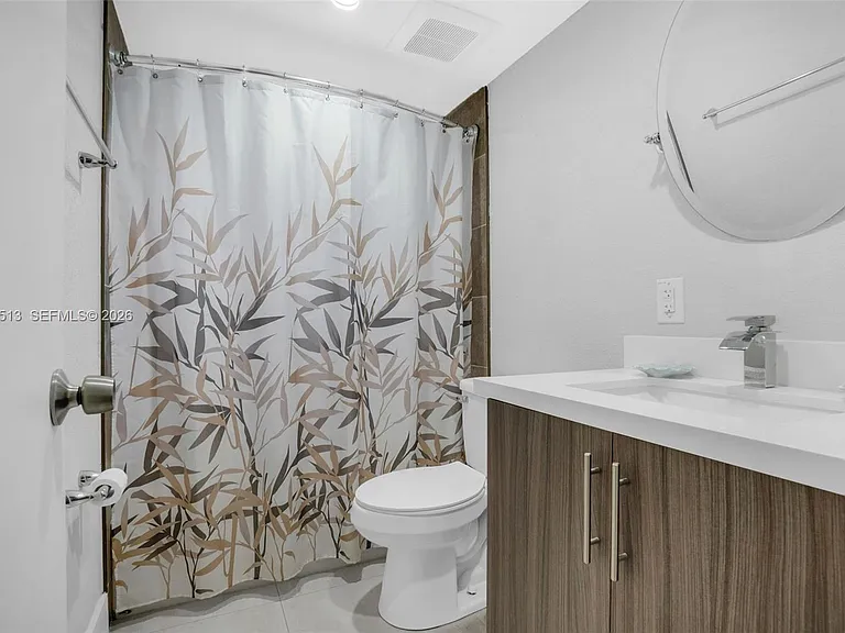 862 W 79th St #0 — Photo 23