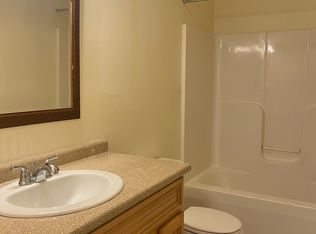 439 Waverly Rd #2, North Andover, MA 01845