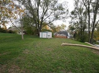 918 Edison St, Dubuque, IA 52001