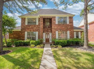 16711 Chestnut Meadow Ct, Sugar Land, TX 77479