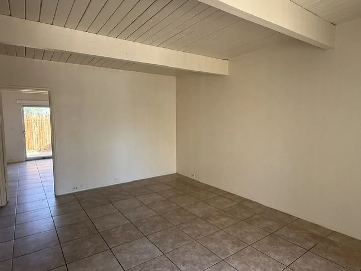3750 E. Calle De Ricardo — Photo 2