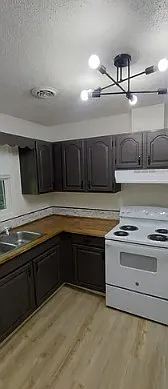 116 Arcadia Ln — Photo 3