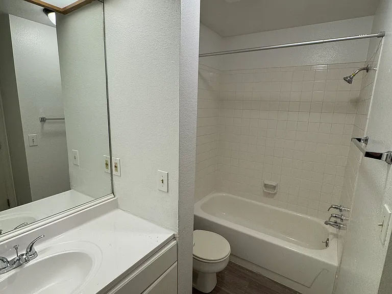 812 City Park Ave #306 — Photo 10