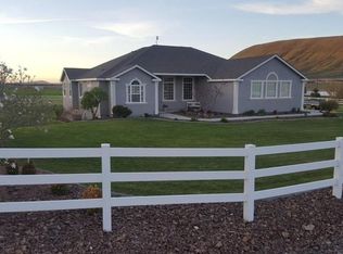 24603 E Sunset Meadows Loop, Kennewick, WA 99338