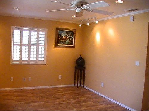 2nd image of 714 Duval St
