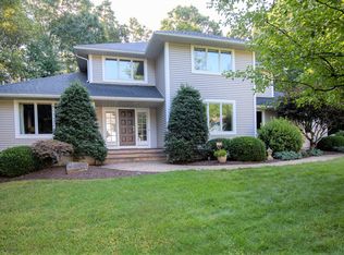 21 Jonathan Ln, South Windsor, CT 06074