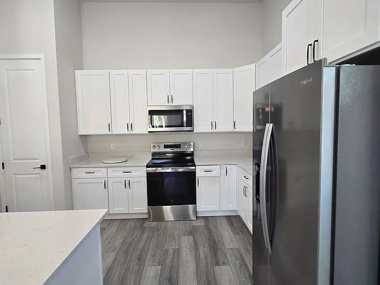 6548 NW 109th Pl — Photo 11