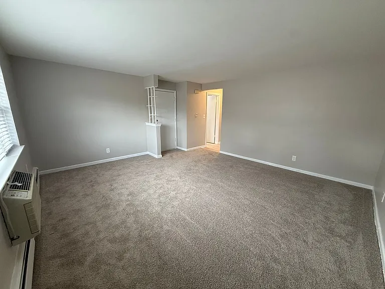 1809 S 14th Ave — Photo 7