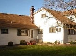 3810 Chestnut St, Emmaus, PA 18049