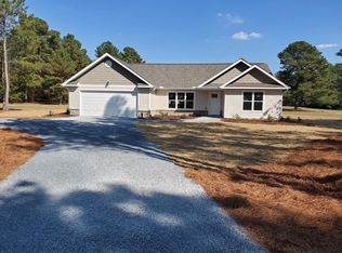 4 Vineyard Pl, Jackson Springs, NC 27281