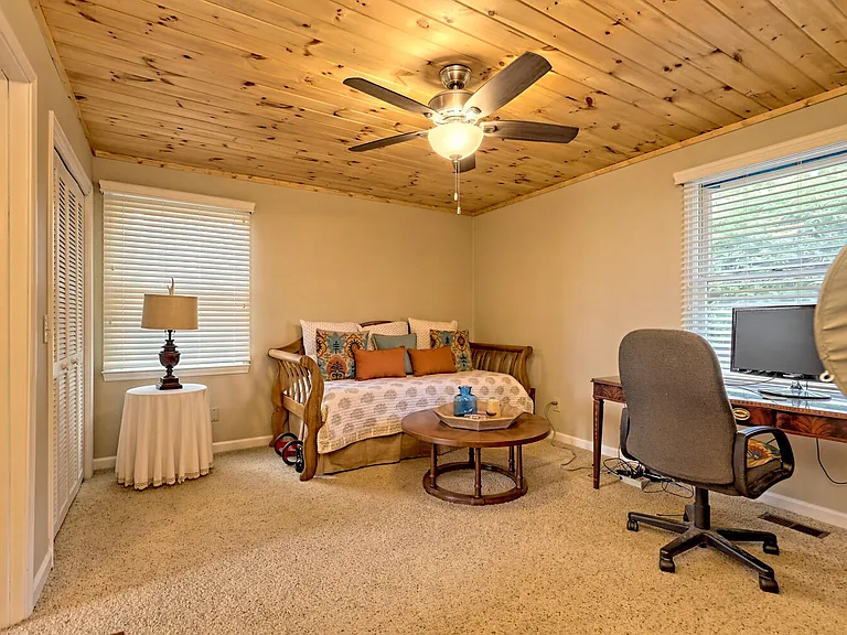86 Alex Mountain Dr — Photo 19