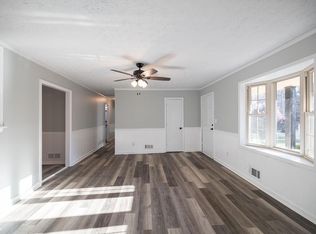 162 Woodlawn Ct, Auburn, GA 30011