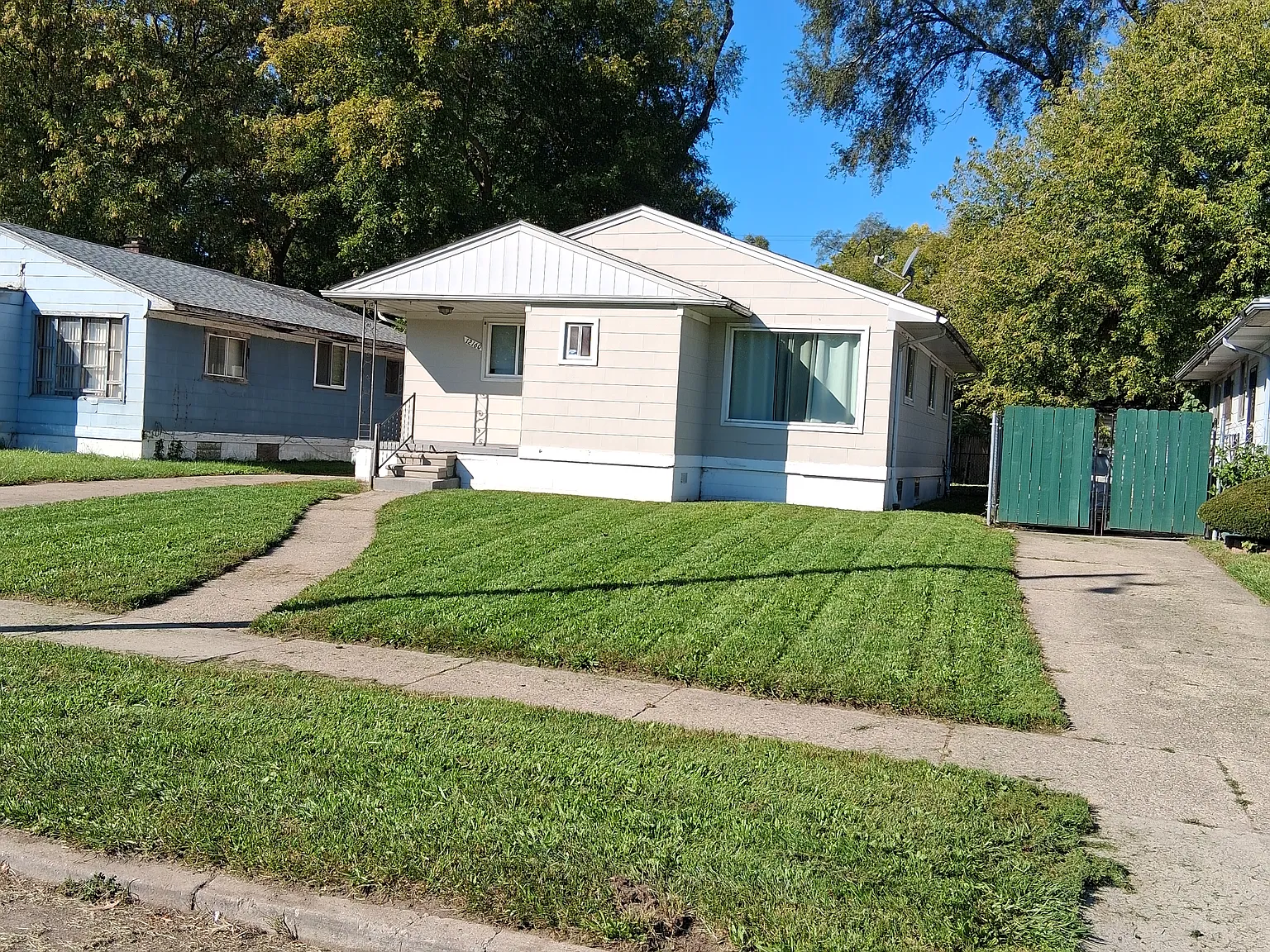 3 bed, 1250 sqft, $1,275 — Photo 2