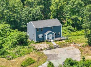 945 Mason Rd, Wilton, NH 03086