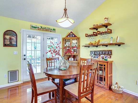 4th image of 5560 Crooked Pine Ln