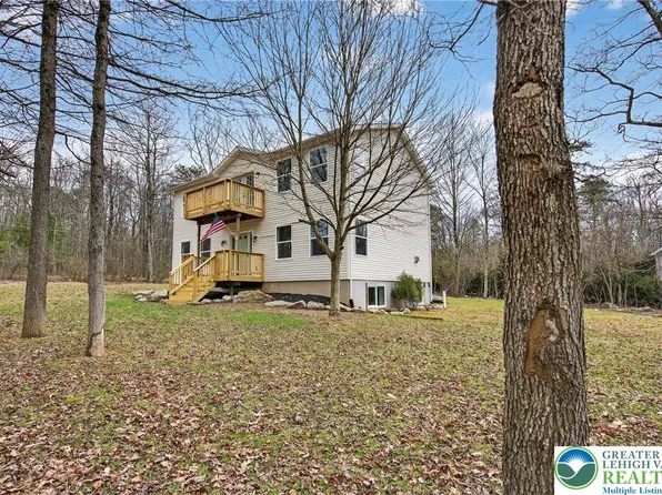 31 Orange Ln, Jim Thorpe, PA 18229