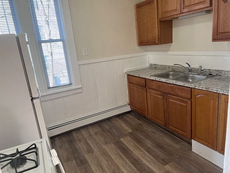 367 State St #3 — Photo 4