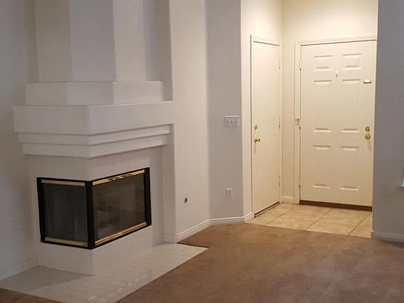 3rd image of 2241 Island Green Dr