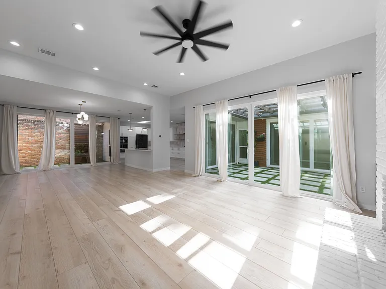 14140 Regency Pl — Photo 8