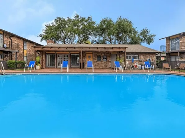 Vista Gardens Apartments